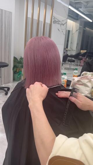 ショート カラー レイヤーカット 海老原寛大のヘアスタイル