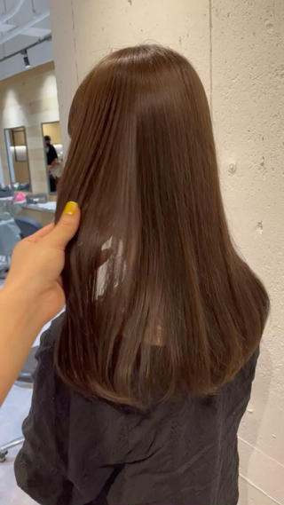ロング カラー EIGHT 中川原   菜々子のヘアスタイル