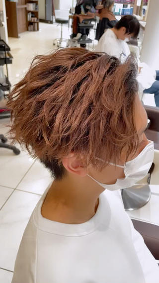 ショート メンズ 小見 翔平のヘアスタイル