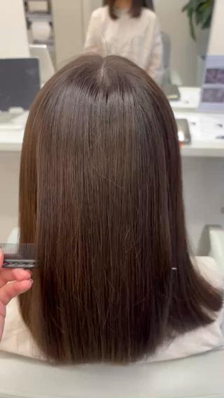 ロング makoto⌇レイヤ ー⌇艶カラー🍒のヘアスタイル