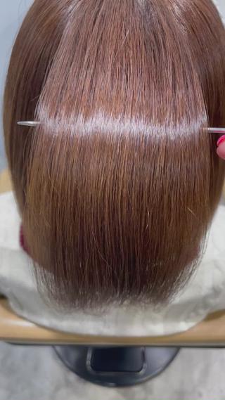 New 髪質改善トリートメント
月イチ程度で続けてあげることで髪本来の美しさに導いてくれるトリートメントになっております。
同時にカラー施術も可能です。
お待ちしております