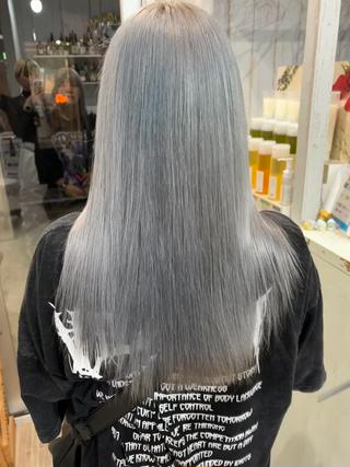 ブリーチ2回〜ホワイトシルバー