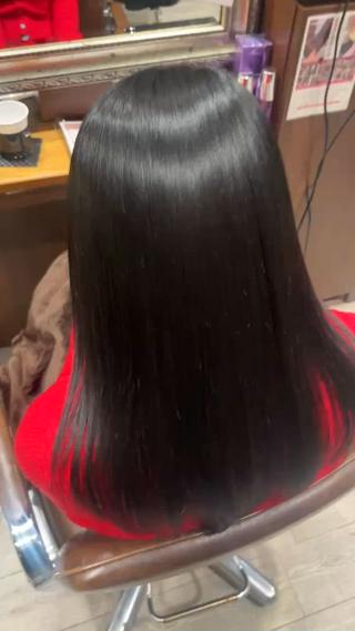 ダメージを最小限に抑えた縮毛矯正
少しでも気になったらお気軽にご連絡ください!