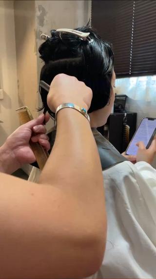 ショート カラー パーマ マツエク・マツパ アイブロウ Chic シックのヘアスタイル