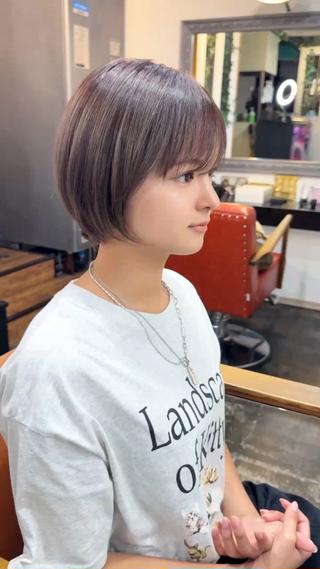 ショート カラー Chic シックのヘアスタイル