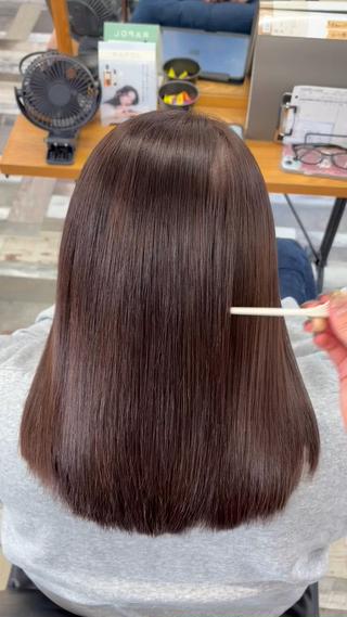 セミロング 小澤 日菜のヘアスタイル