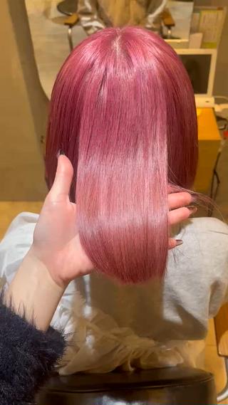 カラーした後の方がきれいになる、髪質改善カラー

カラー前に髪質改善成分をいれて、ダメージを極限までカット。
「染めた方が髪が綺麗になる」ように設計された特別なケアカラーです

赤みを抑えるオリーブ・アッシュ系、柔らかいグレージュ、ベージュ、高発色の寒色や暖色カラーもぜひケアカラーで。

ブリーチを使わない透明感カラーや、自然な艶髪仕上げも得意です
髪質改善トリートメントとの組み合わせでさらに美しく。

髪質改善カラー オリーブカラー グレージュ アッシュ 透明感カラー 艶髪 ケアカラー 高発色
予約埋まりやすいためお早めに 