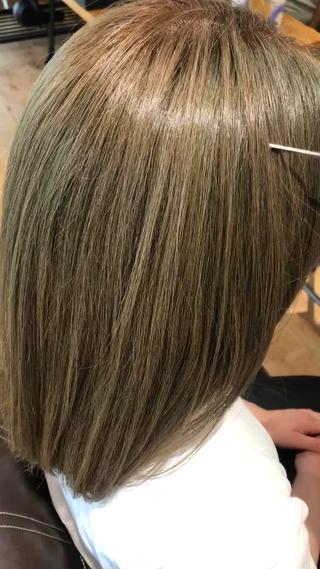 髪質改善カラーでツヤツヤに、癖で悩んでる方も！

Instagram ヘアメイクアカウントhiroki0624
美容室アカウントfreelance_hiroki_higa
で検索して下さいませ！ 