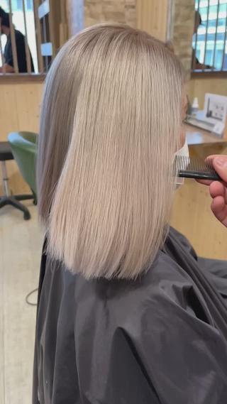 ミディアム Foi by Belle都賀店(フォワ バイ ベル)所属・FoibyBelle フォワバイベルのヘアスタイル