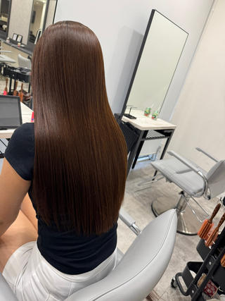 ロング RAISE by_WHITEのヘアスタイル