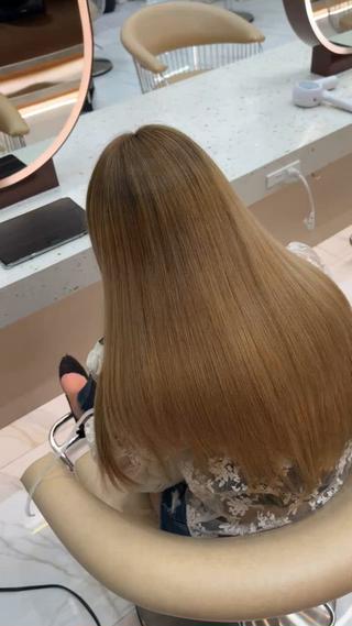 ロング 斎藤 悠人のヘアスタイル