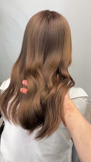 セミロング 髪質改善/縮毛矯正 /美髪カラー/こてのヘアスタイル