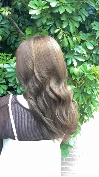 セミロング 髪質改善/縮毛矯正 /美髪カラー/こてのヘアスタイル