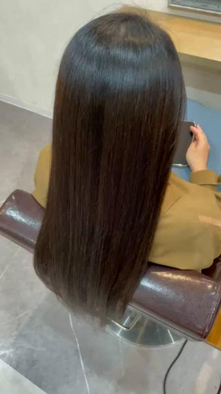 ご新規様、初のTOKIOトリートメント
髪質に合わせたトリートメントの量を調節します!
効果は1ヶ月前後。
月に1回のメンテナスで綺麗が続きます!