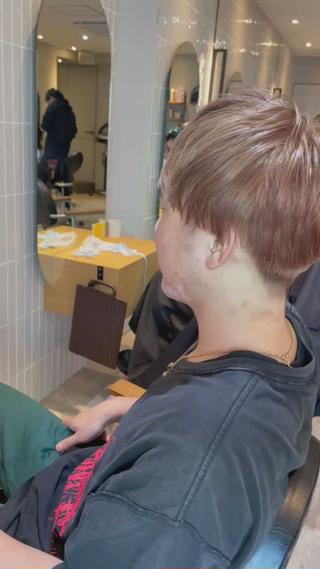 ショート RAF   TOKYO所属・複雑履歴に対応ブリー チ無しダブルカラーのヘアスタイル