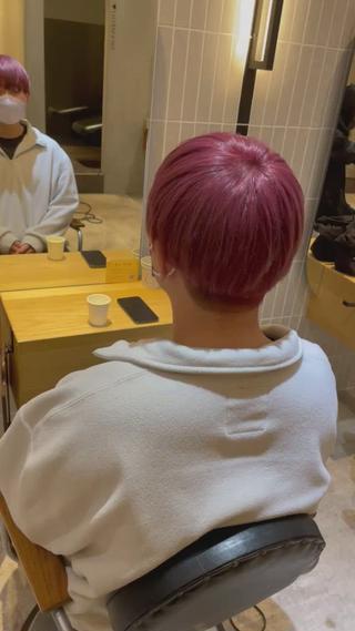 レッドバイオレット