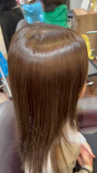 セミロング パーマ インナーカラー/ ストレート/奥野洸也のヘアスタイル