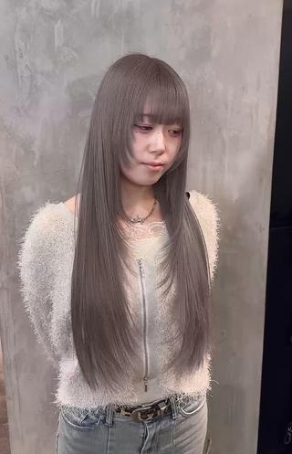 ロング カラー ザクザクレイヤー 🍀/ブリーチ/小田のヘアスタイル