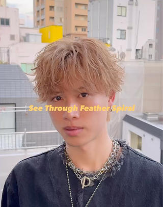 アイロンで作るシースルーフェザースパイラル️

パーマなしでもこのクオリティ️
参考perm style
spiral perm / shadow perm 