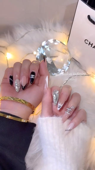 ネイル nail×eyebrow salon infinity所属・INFINITY SERAのネイルデザイン