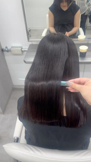 ミディアム カラー 🕯コバ/レイヤー/ 透明感/縮毛🕯のヘアスタイル