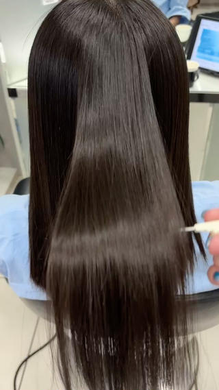 パーマ レイヤーカット🩶/ 暖色カラー🎀/麻咲のヘアスタイル
