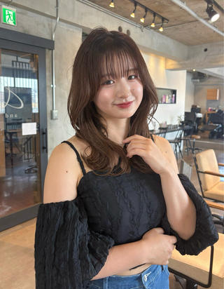 ミディアム カラー 🫧暗髪レイヤー🫧 中山唯斗のヘアスタイル