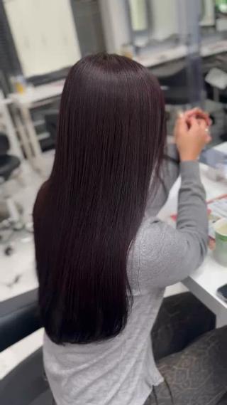 ロング カラー 透けるやわらか艶髪♡ ナチュラルストレートのヘアスタイル