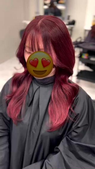 ロング カラー 透けるやわらか艶髪♡ ナチュラルストレートのヘアスタイル