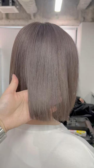 ショート カラー sio.nail&eyebrow salon shimokitazawa2号店所属・nailist mana𖤐´-のネイルデザイン