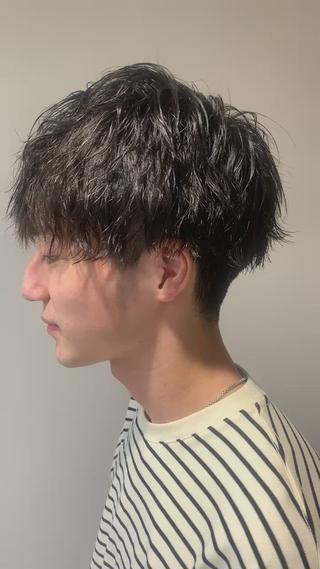 ゆるめのツイストスパイラルパーマ 