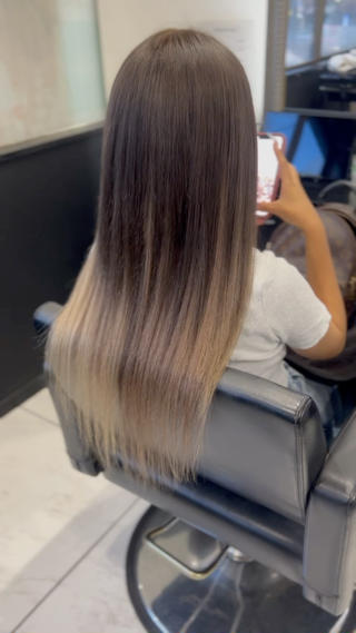 ロング カラー YUDU🍊 germe/ジェルムのヘアスタイル