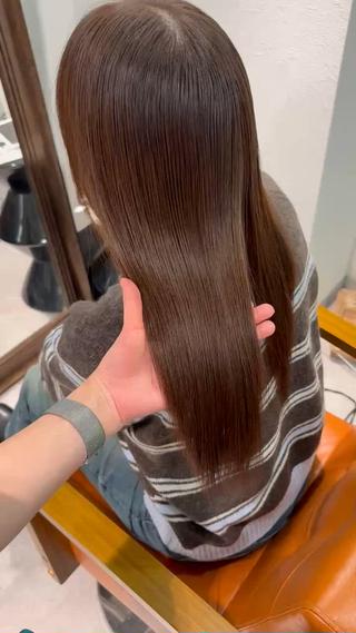 カラー なんば🍓 似合わせカラー🐬のヘアスタイル