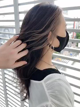 セミロング カラー 韓国🇰🇷レイヤー 映える顔周り🩷のヘアスタイル