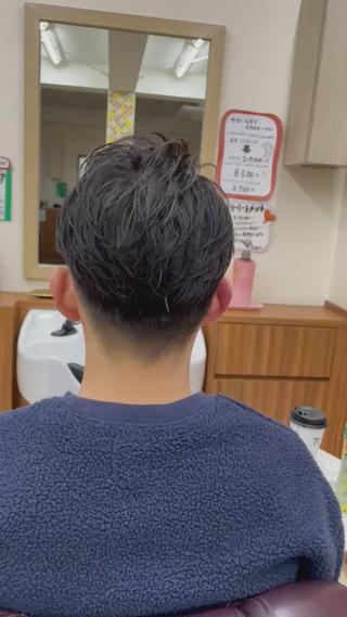 ショート パーマ メンズ メンズパーマ 赤司 泰樹のヘアスタイル