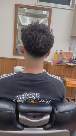 ミディアム パーマ メンズ メンズパーマ 赤司 泰樹のヘアスタイル