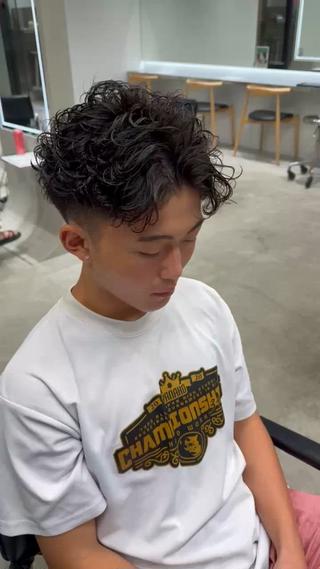 ミディアム パーマ fifth天神大名メンズサロン(フィフス)所属・fifth天神🌀 moromiのヘアスタイル