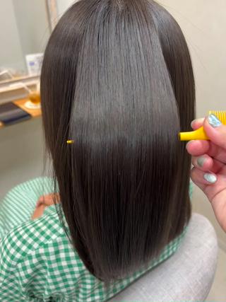 ミディアム ショート/白髪ぼかし 君和田若菜のヘアスタイル