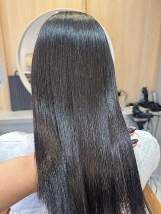 ロング カラー BELLE by revo所属・𝘀𝗮𝗲/ 艶髪/ショートボブのヘアスタイル