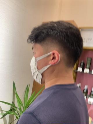 メンズカット!
フェードではないですが近い髪型です。