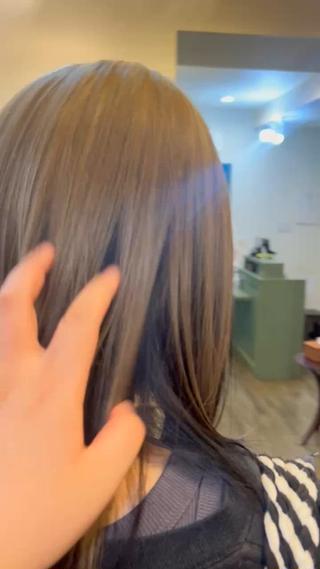ミディアム カラー SALOWIN 新宿三丁目me+所属・レイヤーカット/ボブ /髪質改善/ハルカのヘアスタイル