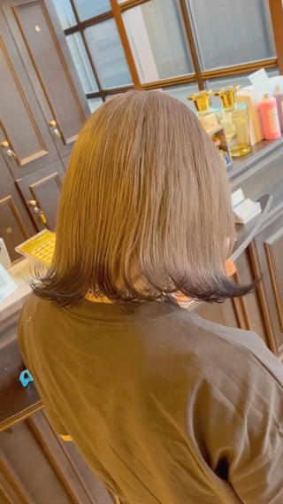 セミロング 🧡ミルクティー/ レイヤー🧡ショウナのヘアスタイル