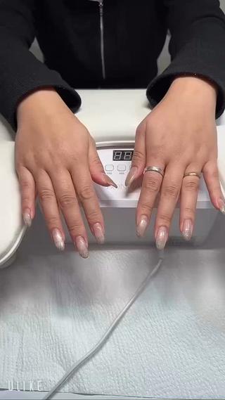 ネイル 篠原 靜のネイルデザイン