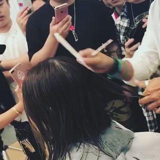 美容師さん向けカット講習の動画