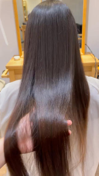 軽いのにしっかり保湿された艶感 