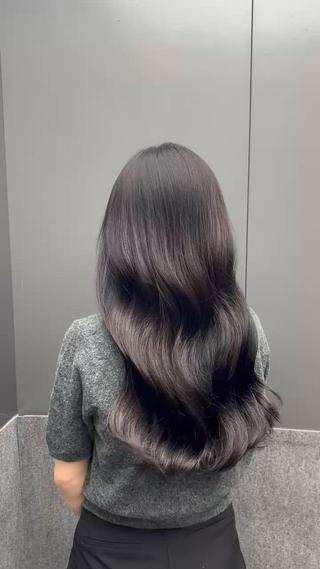 カラー yuka 🫦✨のヘアスタイル