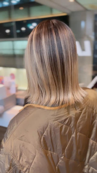 ロング カラー 難波ブリーチカラー 伊藤洋輝のヘアスタイル