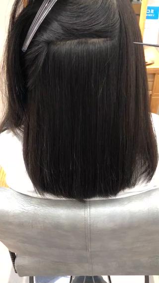 圧倒的艶圧倒的な手触りをご提供してます☆
ダメージレスな縮毛矯正はお任せ下さい 