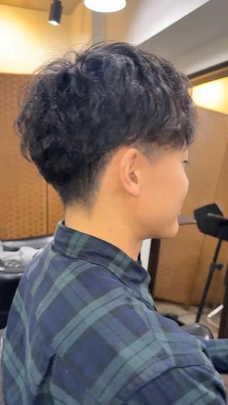 ショート パーマ メンズ 渋谷宮益坂 omoのヘアスタイル