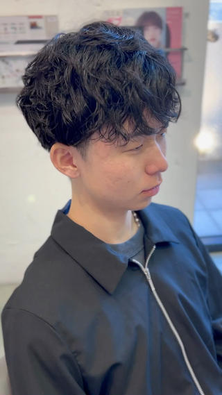 【無造作パーマ】
こちらのパーマはしっかりめに当ててるので
もちも良いです◎